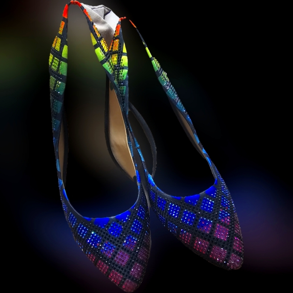 INC INTERNATIONAL CONCEPTS ZITAH PUMPS RAINBOW BLING SIZE 8.5.